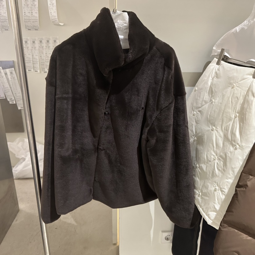 LOVE YOU SO MUCH/MORE THAN YESTERDAY韓國直郵㊣女士新款職業短款大衣毛皮LYSM/MORE THAN YESTERDAY短款大衣圖色2