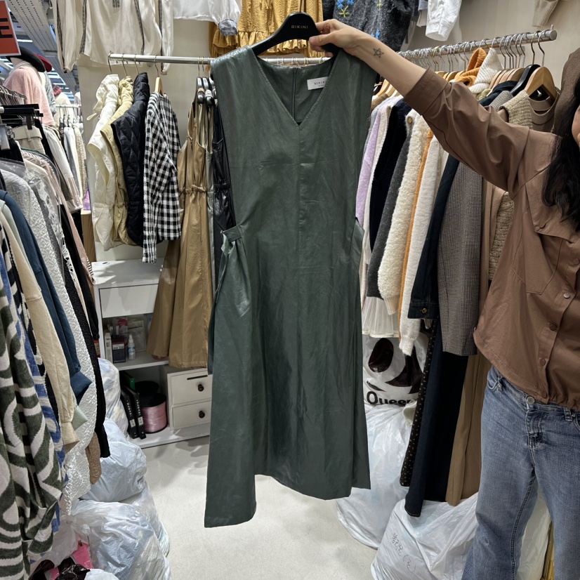 BIKINI東大門㊣實拍女士新品推薦職業25秋冬時尚人氣連衣裙BIKINI連衣裙圖色2