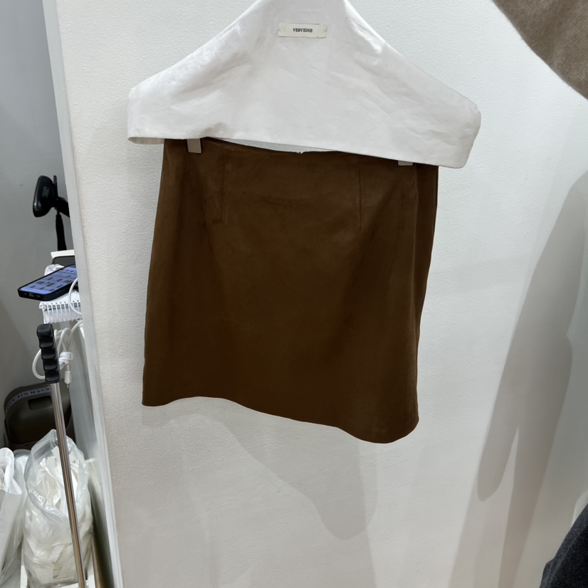 VERVEINE東大門㊣直郵女裝新品時尚25秋冬熱賣推薦短裙麂皮VERVEINE短裙圖色1