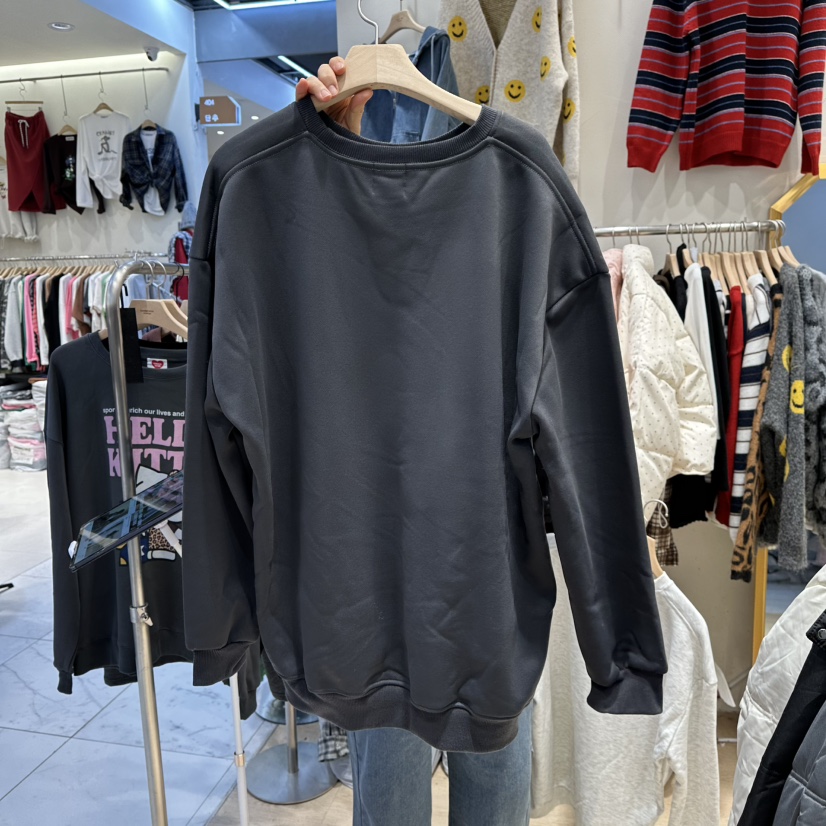 UNDERSTAR_VINTAGE東大門㊣代購女裝新款人氣25秋冬衛衣水貂貂皮UNDERSTAR_VINTAGE衛衣