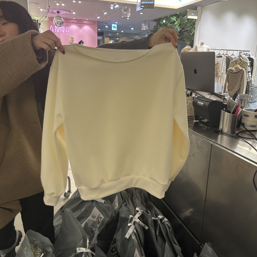 LOVE YOU SO MUCH/MORE THAN YESTERDAY韓國代購㊣女裝新款人氣衛衣加絨LYSM/MORE THAN YESTERDAY衛衣圖色2