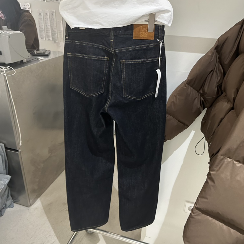 LOVE YOU SO MUCH/MORE THAN YESTERDAY東大門㊣直郵女士新款職業牛仔褲LYSM/MORE THAN YESTERDAY牛仔褲