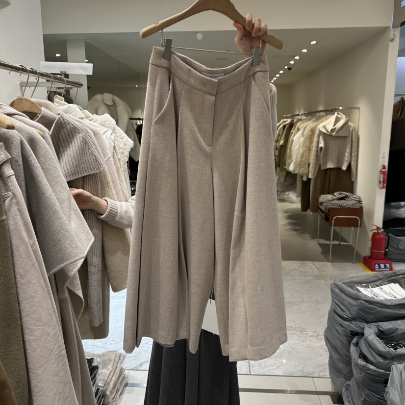 BLUEI-D東大門㊣代購女裝新款時尚職業25秋冬推薦休閑短褲Blue i-d短褲圖色3