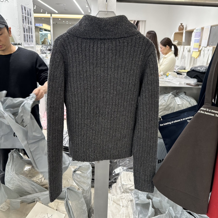 HELVETICA韓國代購㊣女裝新品職業25秋冬時尚熱賣針織衫拉鏈HELVETICA針織衫