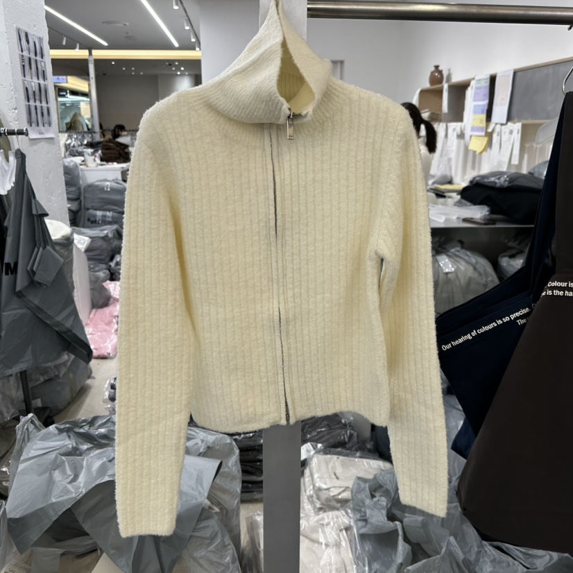 HELVETICA韓國代購㊣女裝新品職業25秋冬時尚熱賣針織衫拉鏈HELVETICA針織衫圖色1