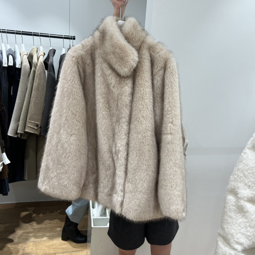 VERVEINE韓國代購㊣女士新款休閑25秋冬人氣短款大衣皮草高領VERVEINE短款大衣圖色1
