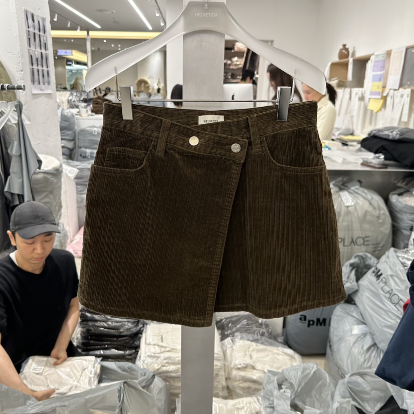 HELVETICA東大門㊣實拍女裝新款休閑推薦人氣熱賣短裙燈芯絨HELVETICA短裙圖色1