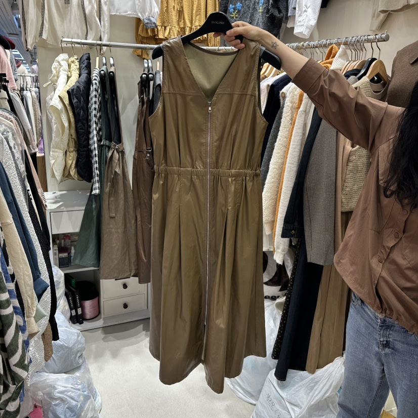 BIKINI韓國代購㊣女士新款休閑職業25秋冬時尚熱賣連衣裙拉鏈BIKINI連衣裙圖色2