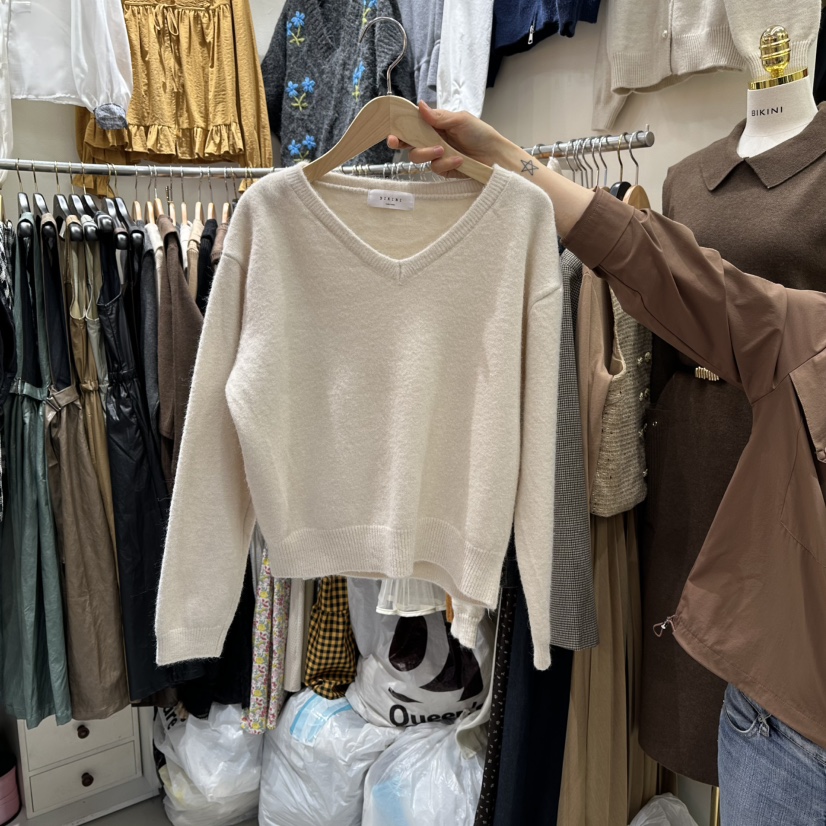 BIKINI東大門㊣直郵女士新品休閑熱賣職業推薦人氣時尚毛衣V領BIKINI毛衣圖色1