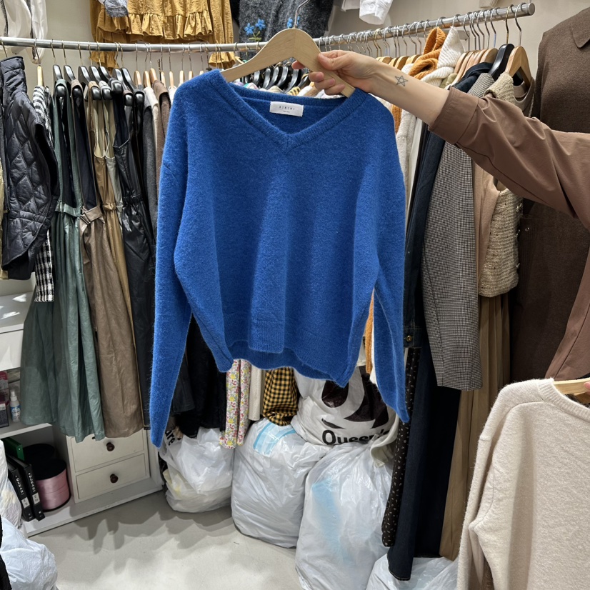 BIKINI東大門㊣直郵女士新品休閑熱賣職業推薦人氣時尚毛衣V領BIKINI毛衣圖色2