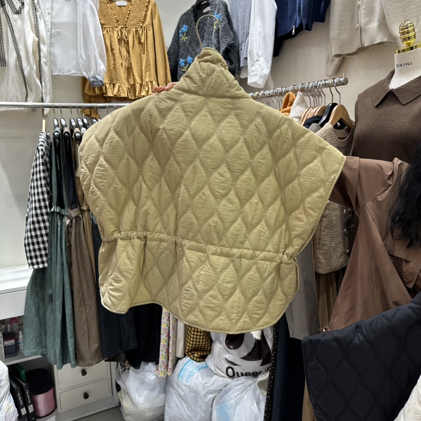 BIKINI東大門㊣代購女裝新款職業推薦休閑熱賣人氣馬甲高領BIKINI馬甲