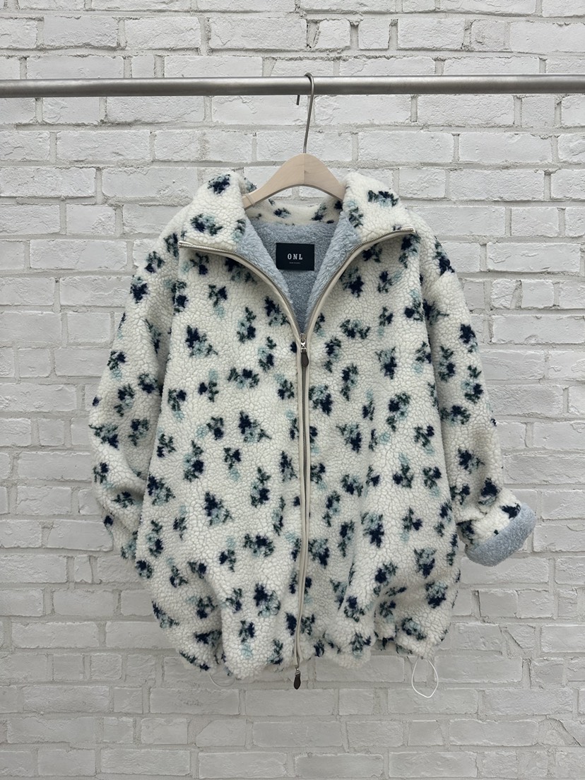 ONL韓國直郵㊣女裝新款職業人氣休閑25秋冬熱賣夾克花朵圍巾ONL夾克圖色1