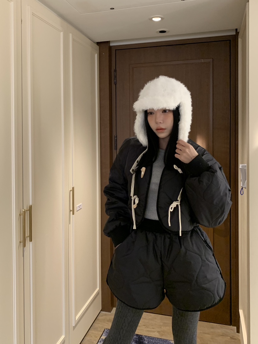 BADCALM東大門㊣代購女裝新品職業休閑時尚人氣熱賣短款棉服BADCALM短款棉服