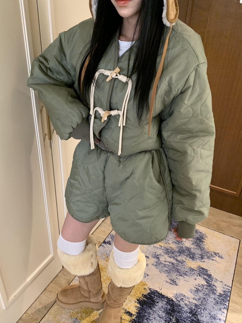 BADCALM東大門㊣代購女裝新品人氣職業熱賣25秋冬休閑推薦短褲BADCALM短褲