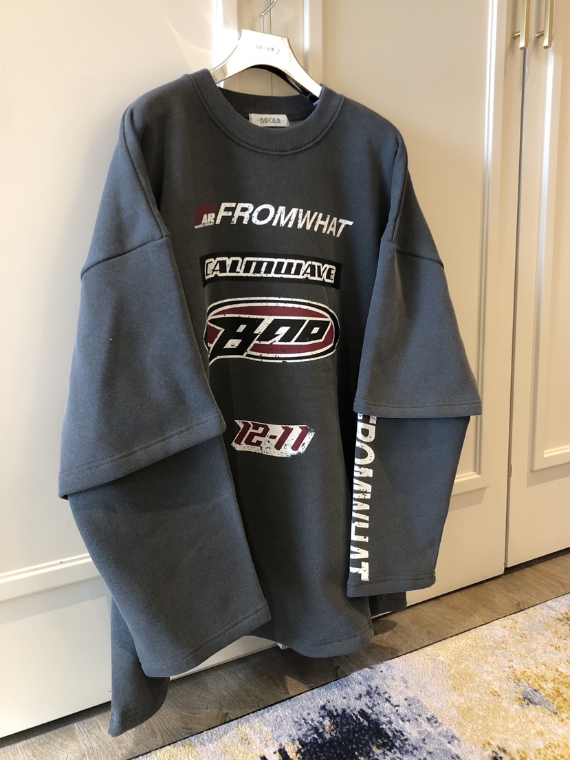 BADCALM東大門㊣代購女裝新款推薦25秋冬人氣職業時尚長袖T恤BADCALM長袖T恤