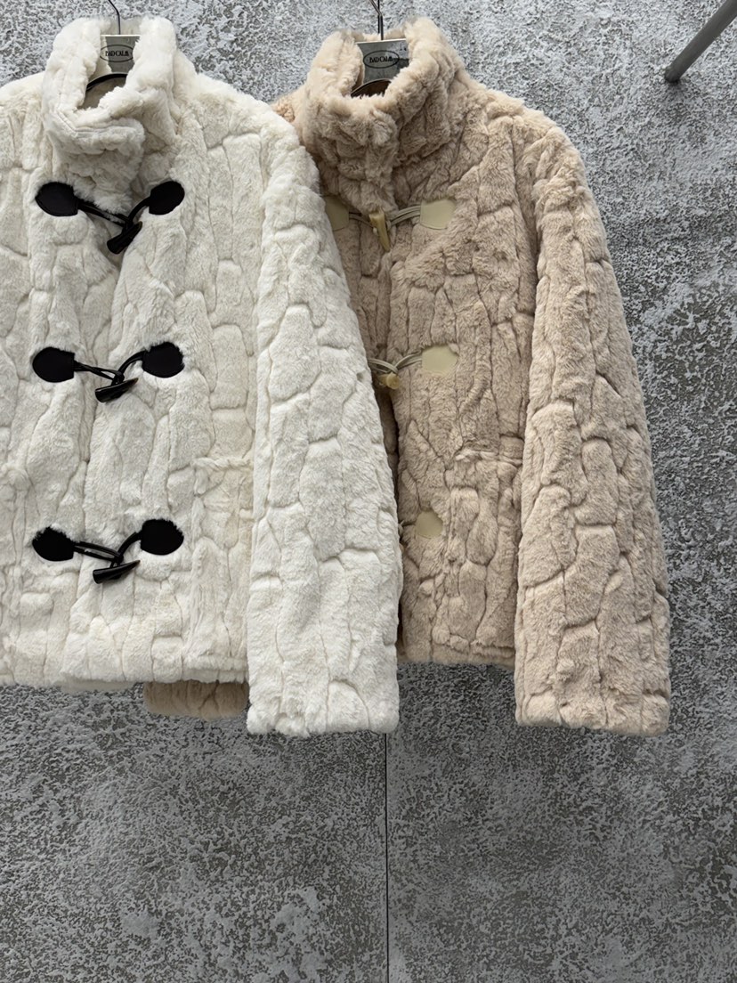 BADCALM韓國直郵㊣女士新品推薦人氣休閑短款大衣帆布包貂皮BADCALM短款大衣