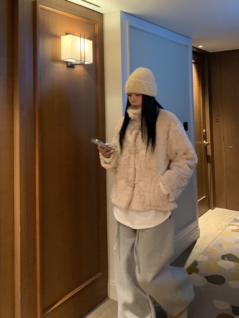 BADCALM韓國直郵㊣女士新品推薦人氣休閑短款大衣帆布包貂皮BADCALM短款大衣