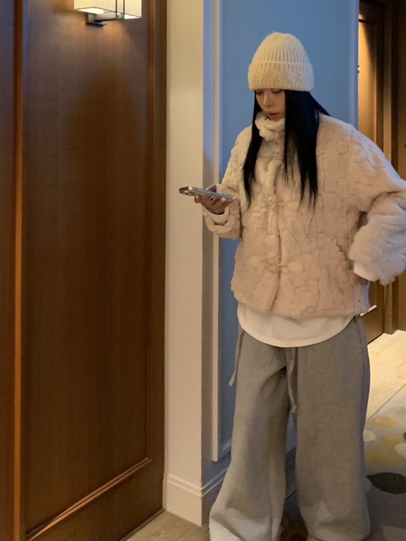 BADCALM韓國直郵㊣女士新品推薦人氣休閑短款大衣帆布包貂皮BADCALM短款大衣