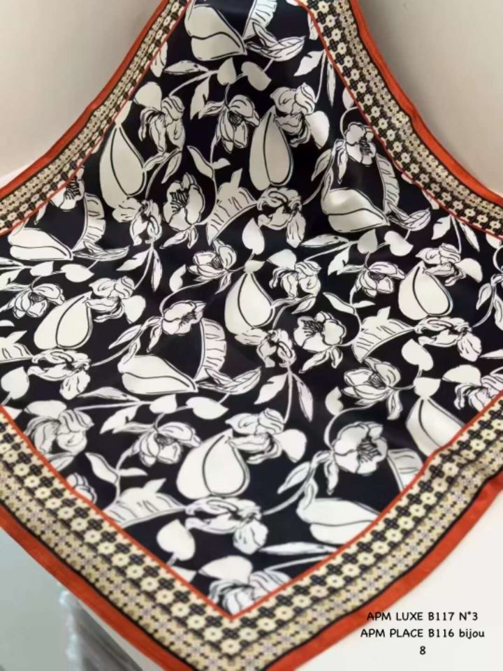 N3東大門㊣實拍女士新品推薦熱賣人氣休閑圍巾披肩花朵絲綢N3圍巾/披肩圖色1