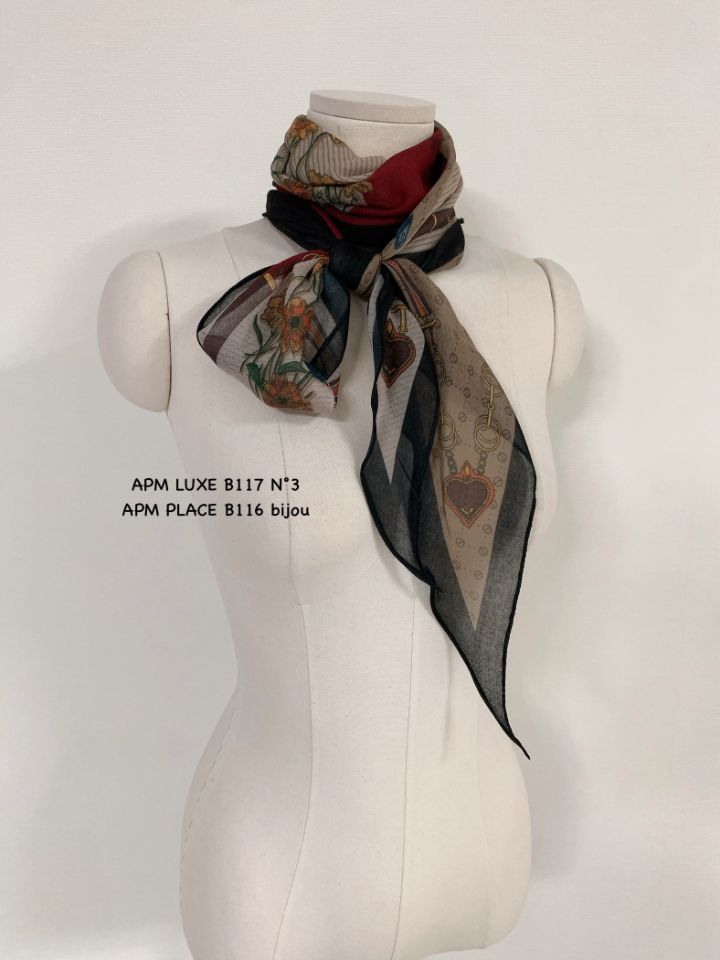 N3韓國直郵㊣女士新款職業熱賣時尚人氣休閑25秋冬圍巾披肩N3圍巾/披肩