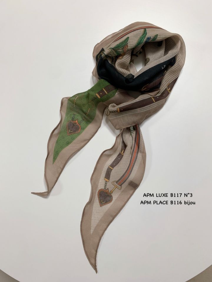 N3韓國直郵㊣女士新款職業熱賣時尚人氣休閑25秋冬圍巾披肩N3圍巾/披肩