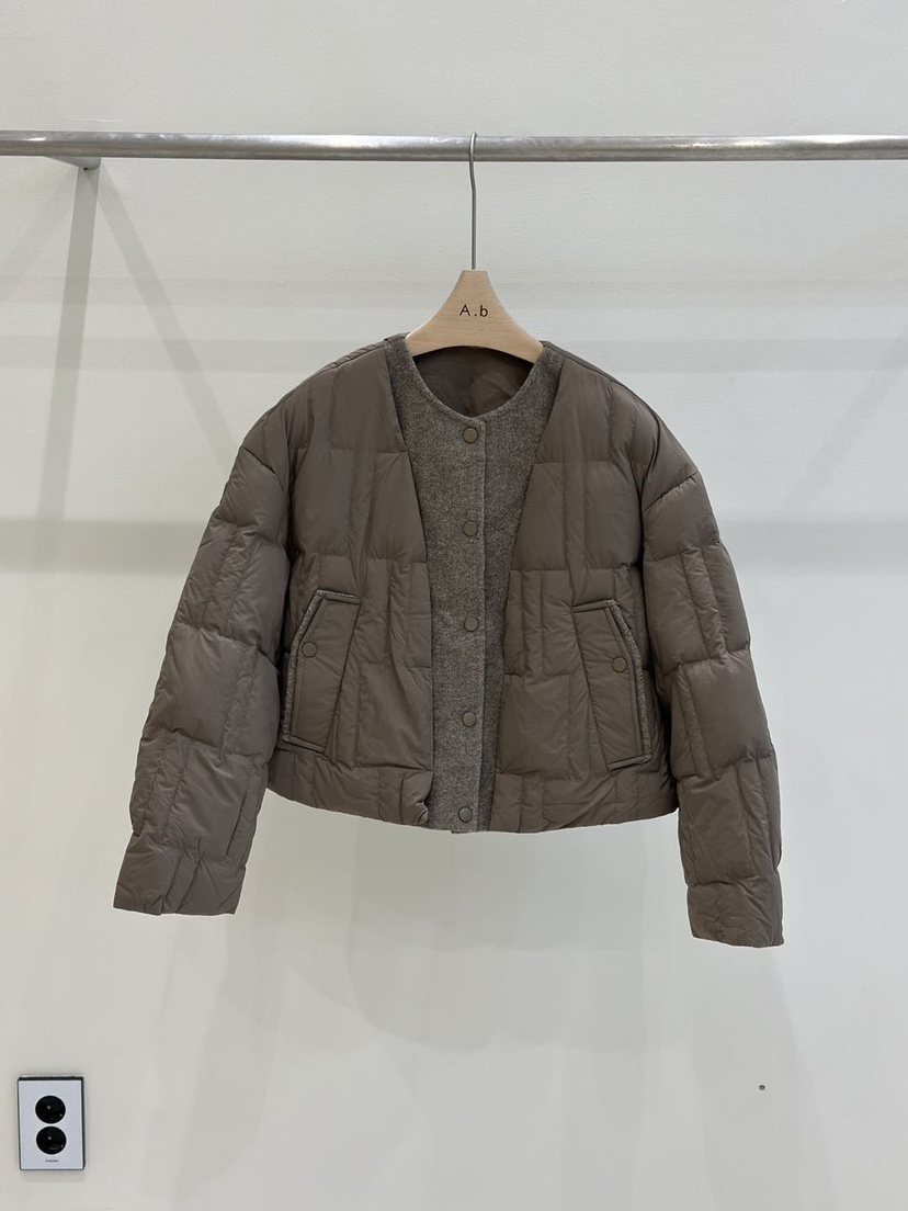 AUTUMN BEIGE-Q東大門㊣直郵女士新款25秋冬短款羽絨服絨A.b/AUTUMN BEIGE短款羽絨服圖色2
