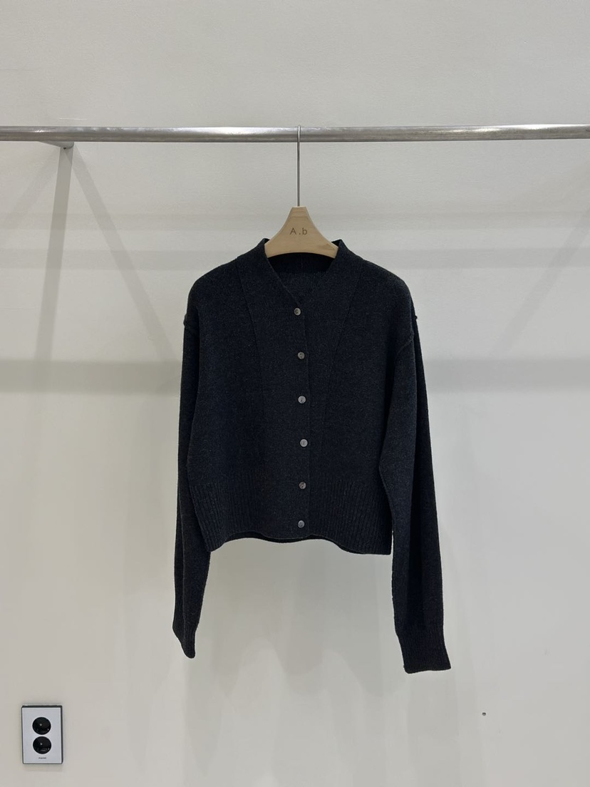 AUTUMN BEIGE-Q東大門㊣實拍女士新款熱賣25秋冬人氣針織衫A.b/AUTUMN BEIGE針織衫圖色3