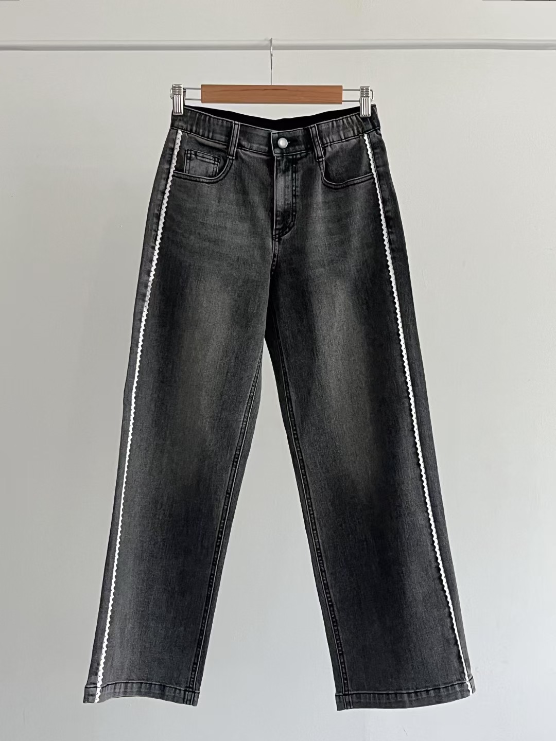 UB 40東大門㊣直郵女士新款推薦休閑人氣真品時尚職業牛仔褲UB 40牛仔褲圖色1