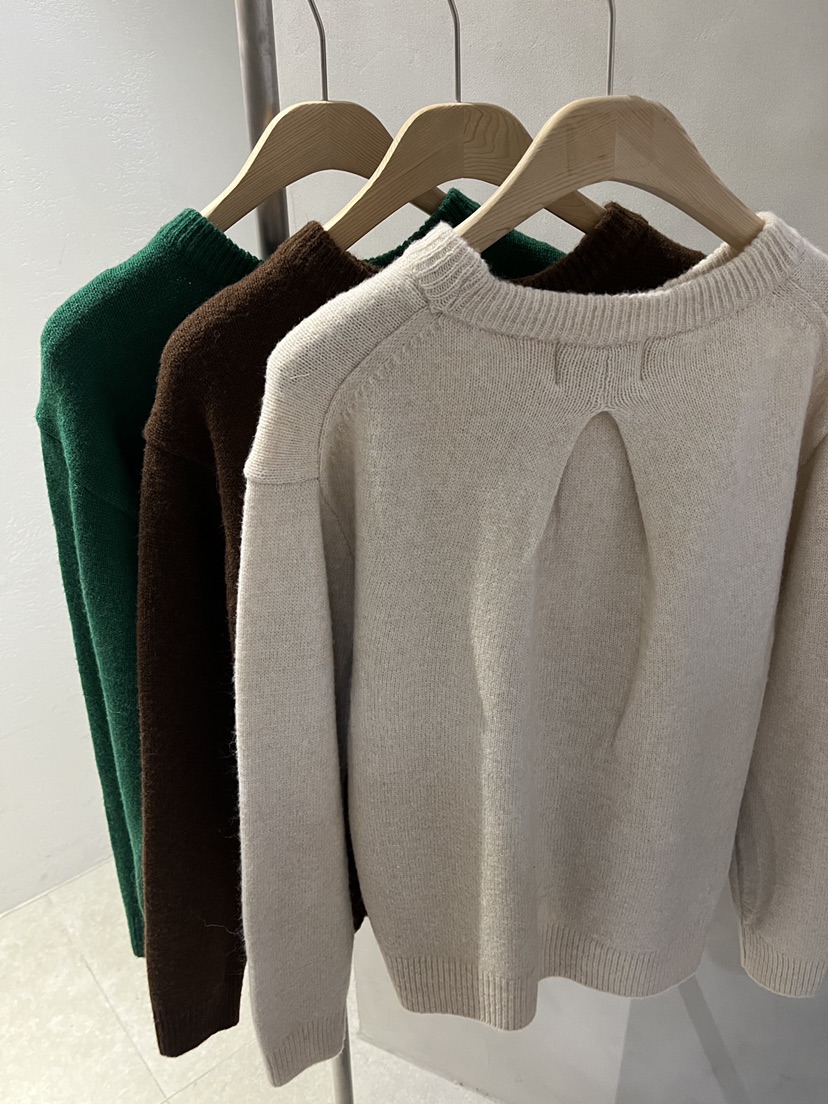 EVERCOMMERCE METICULOUSLY DESIGNED韓國直郵㊣女裝新款真品針織衫褶皺EVERCOMMERCE針織衫