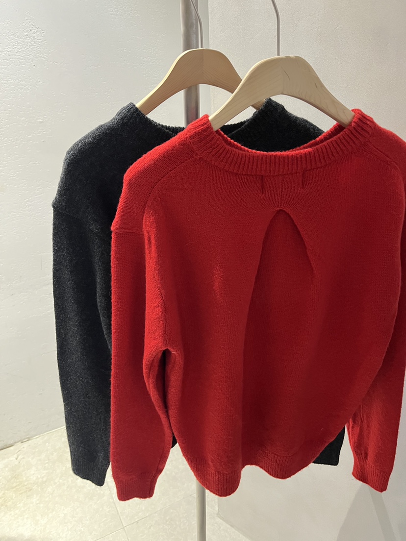 EVERCOMMERCE METICULOUSLY DESIGNED韓國直郵㊣女裝新款真品針織衫褶皺EVERCOMMERCE針織衫