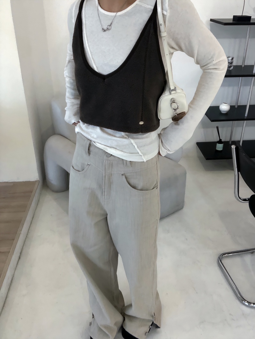 GLITTER東大門㊣代購女裝新款25秋冬人氣時尚吊帶背心不含內搭GLITTER吊帶/背心