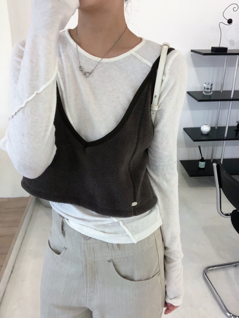 GLITTER東大門㊣代購女裝新款25秋冬人氣時尚吊帶背心不含內搭GLITTER吊帶/背心