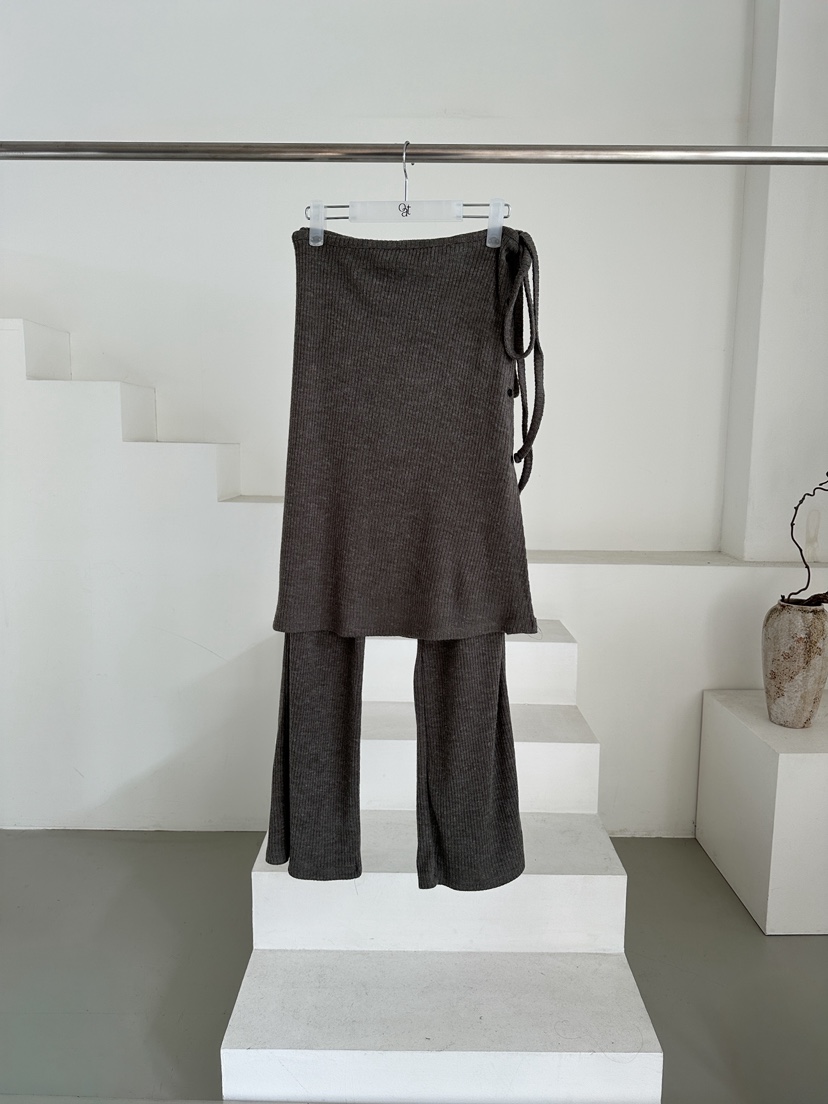 OATMEAL東大門㊣代購女士新款推薦25秋冬熱賣職業人氣休閑裙褲OATMEAL裙褲圖色1