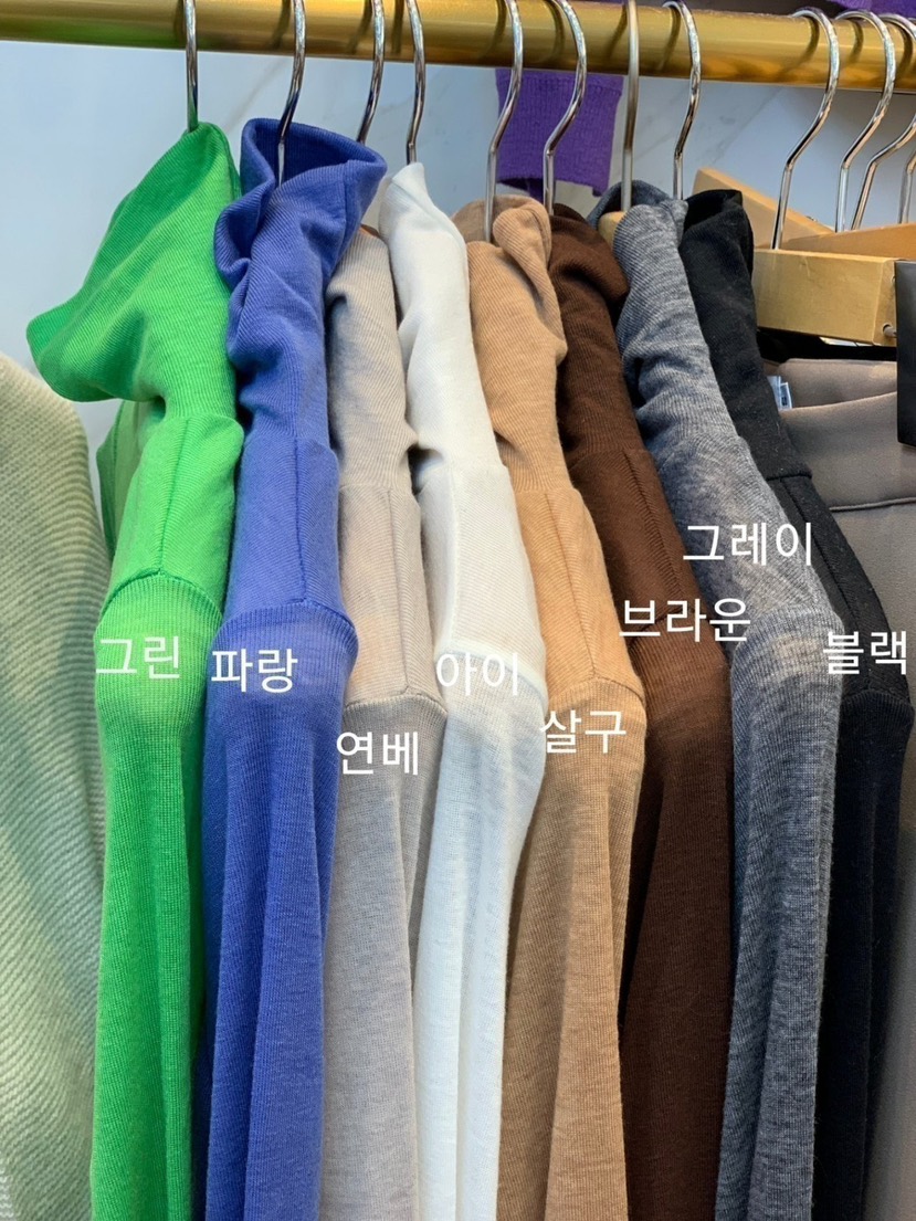 OLIVE TrEE東大門㊣代購女裝新品熱賣長袖T恤不含項鏈天絲羊毛OLIVE TrEE長袖T恤