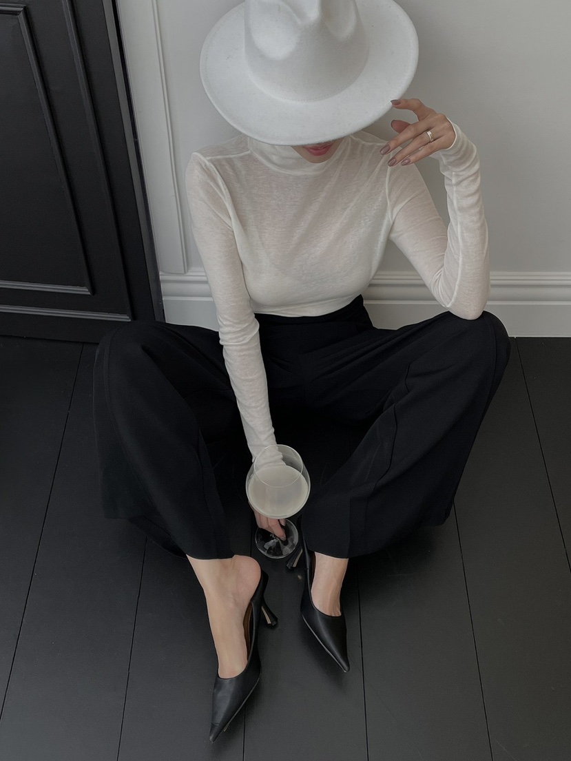 OLIVE TrEE東大門㊣代購女裝新品熱賣長袖T恤不含項鏈天絲羊毛OLIVE TrEE長袖T恤圖色3