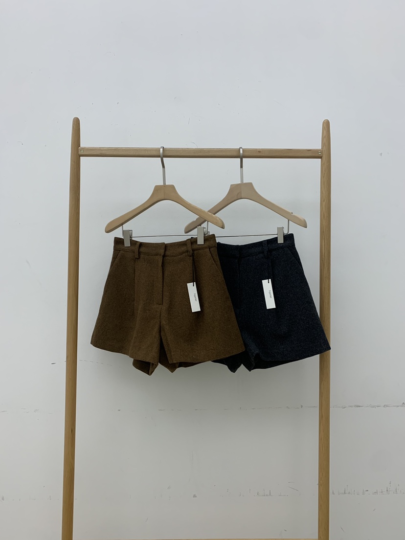 B_GARDER東大門㊣直郵女裝新品人氣熱賣時尚短褲華夫格羊毛B.GARDER短褲