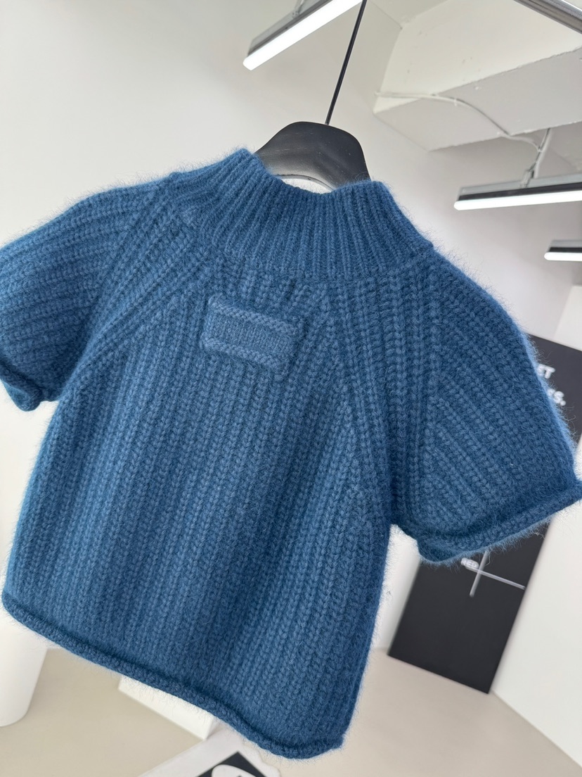 RED-A東大門㊣代購女裝新款推薦熱賣職業人氣時尚毛衣浣熊RED-A毛衣