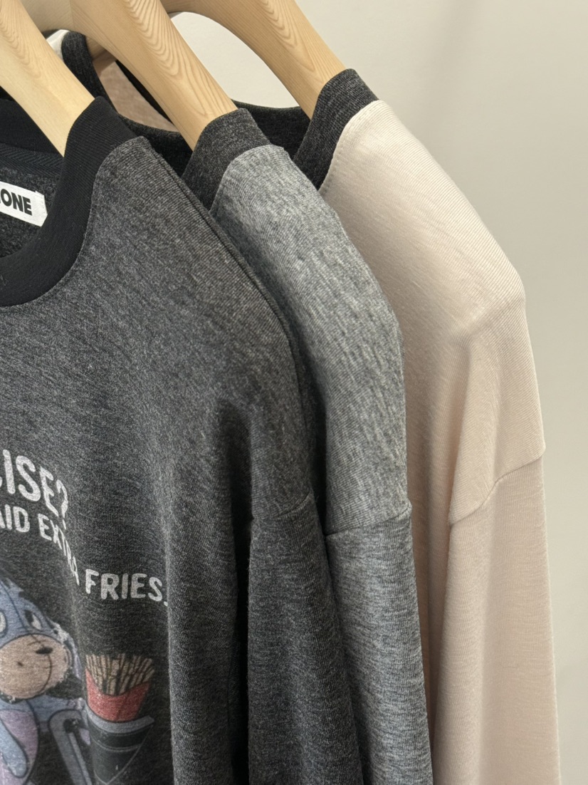 MONE-A韓國直郵㊣女士新款時尚職業熱賣休閑長袖T恤不含披肩MONE-A長袖T恤