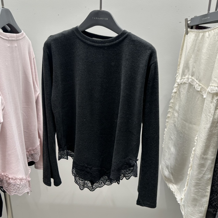 TARABY MOTION韓國代購㊣女裝新款熱賣25秋冬時尚人氣長袖T恤TARABY MOTION長袖T恤圖色3墨色