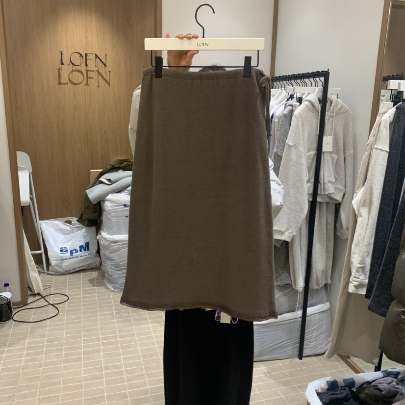 LOFN韓國直郵㊣女士新品休閑時尚推薦人氣熱賣半身裙中短裙LOFN半身裙/中短裙圖色2