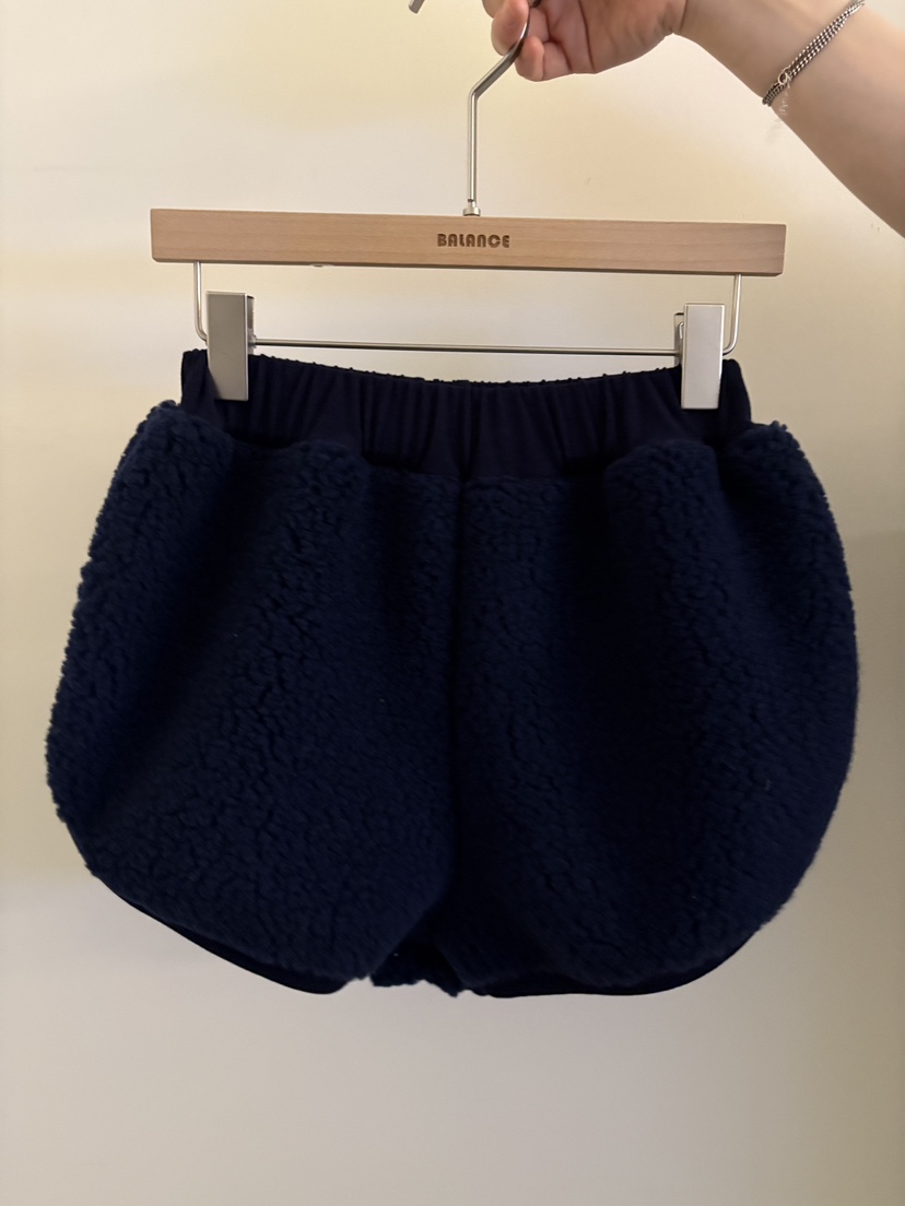 BALANCE東大門㊣代購女裝新款25秋冬推薦人氣休閑熱賣時尚短褲BALANCE短褲圖色2深藍色