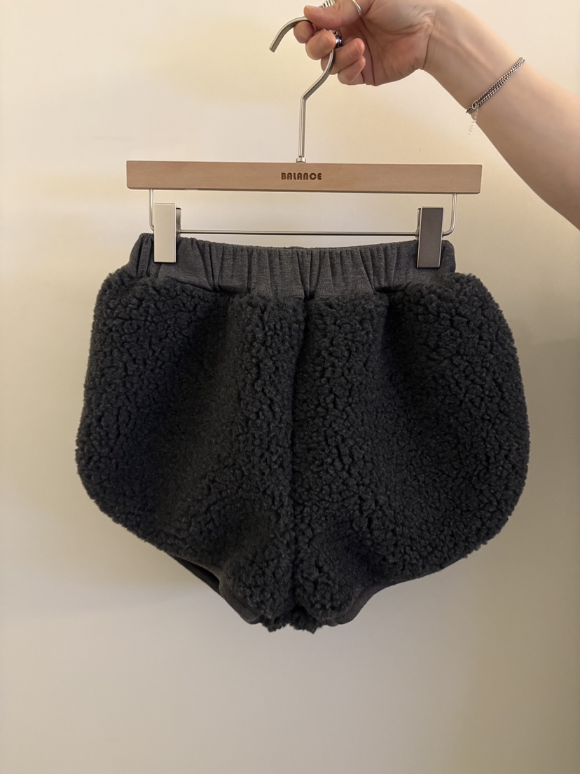 BALANCE東大門㊣代購女裝新款25秋冬推薦人氣休閑熱賣時尚短褲BALANCE短褲圖色4墨色