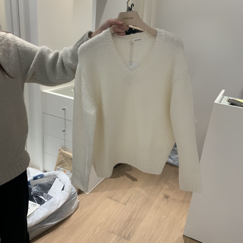 MONIQUE韓國代購㊣女裝新款時尚推薦25秋冬熱賣休閑針織衫V領MONIQUE針織衫圖色1