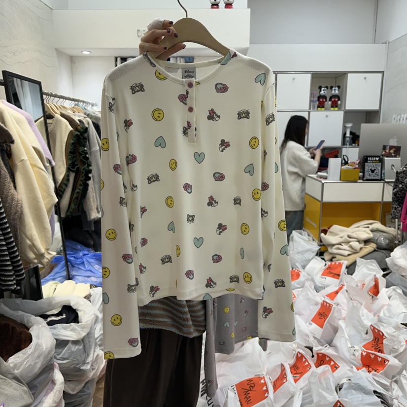 DE LINE東大門㊣代購女裝新款人氣熱賣時尚25秋冬休閑長袖T恤DE LINE長袖T恤圖色1