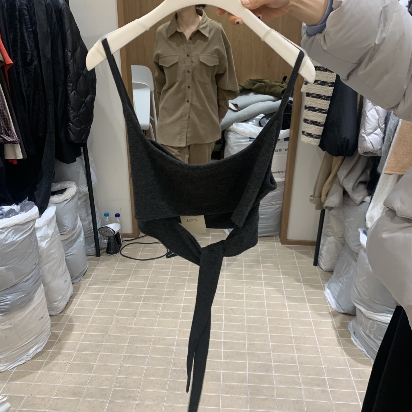 LOFN東大門㊣代購女士新品職業時尚熱賣推薦休閑25秋冬吊帶背心LOFN吊帶/背心圖色2