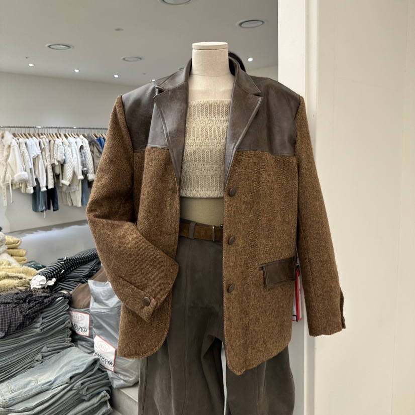 VAULT東大門㊣實拍女士新品25秋冬熱賣職業人氣夾克人字紋皮革VAULT夾克圖色2