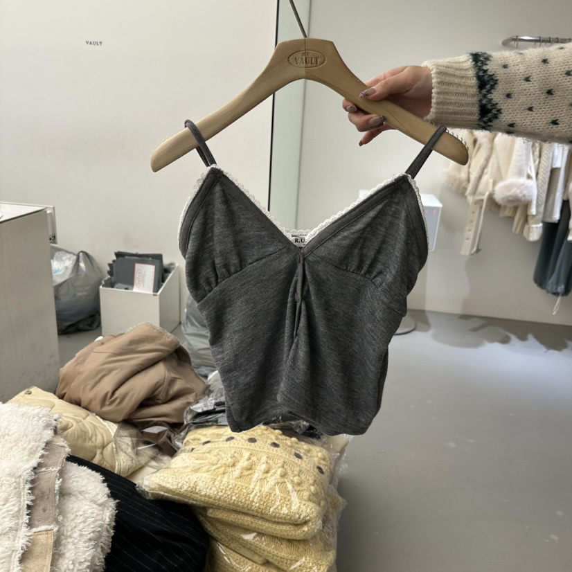 VAULT韓國代購㊣女裝新款25秋冬時尚職業休閑人氣吊帶背心蕾絲VAULT吊帶/背心圖色2