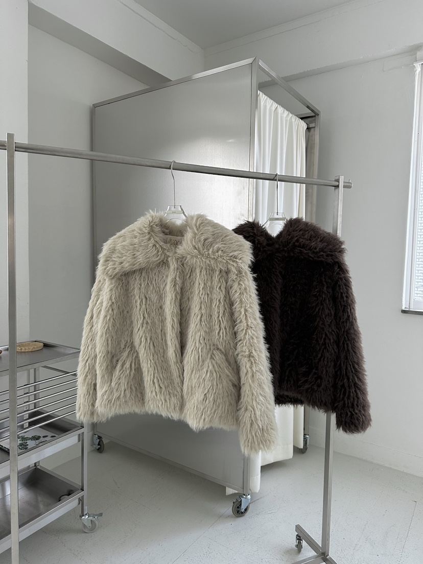 UOOV東大門㊣代購女士新款休閑熱賣推薦短款大衣泰迪熊皮草UOOV短款大衣