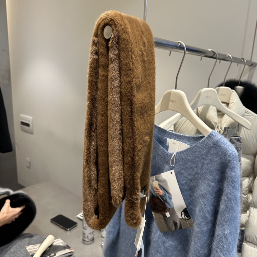 ALTER東大門㊣代購女士新款休閑熱賣職業推薦圍巾披肩貂皮圍巾Alter圍巾/披肩圖色2