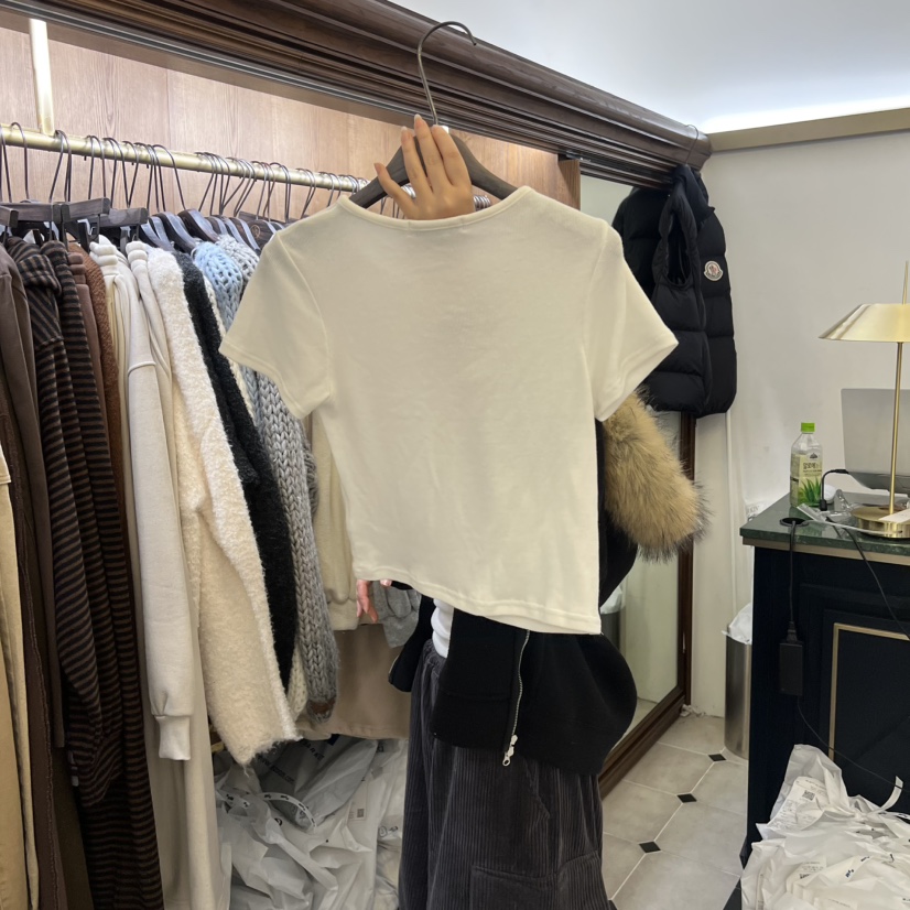 VIRKIN韓國代購㊣女裝新款25秋冬職業休閑人氣推薦時尚熱賣T恤VIRKINT恤